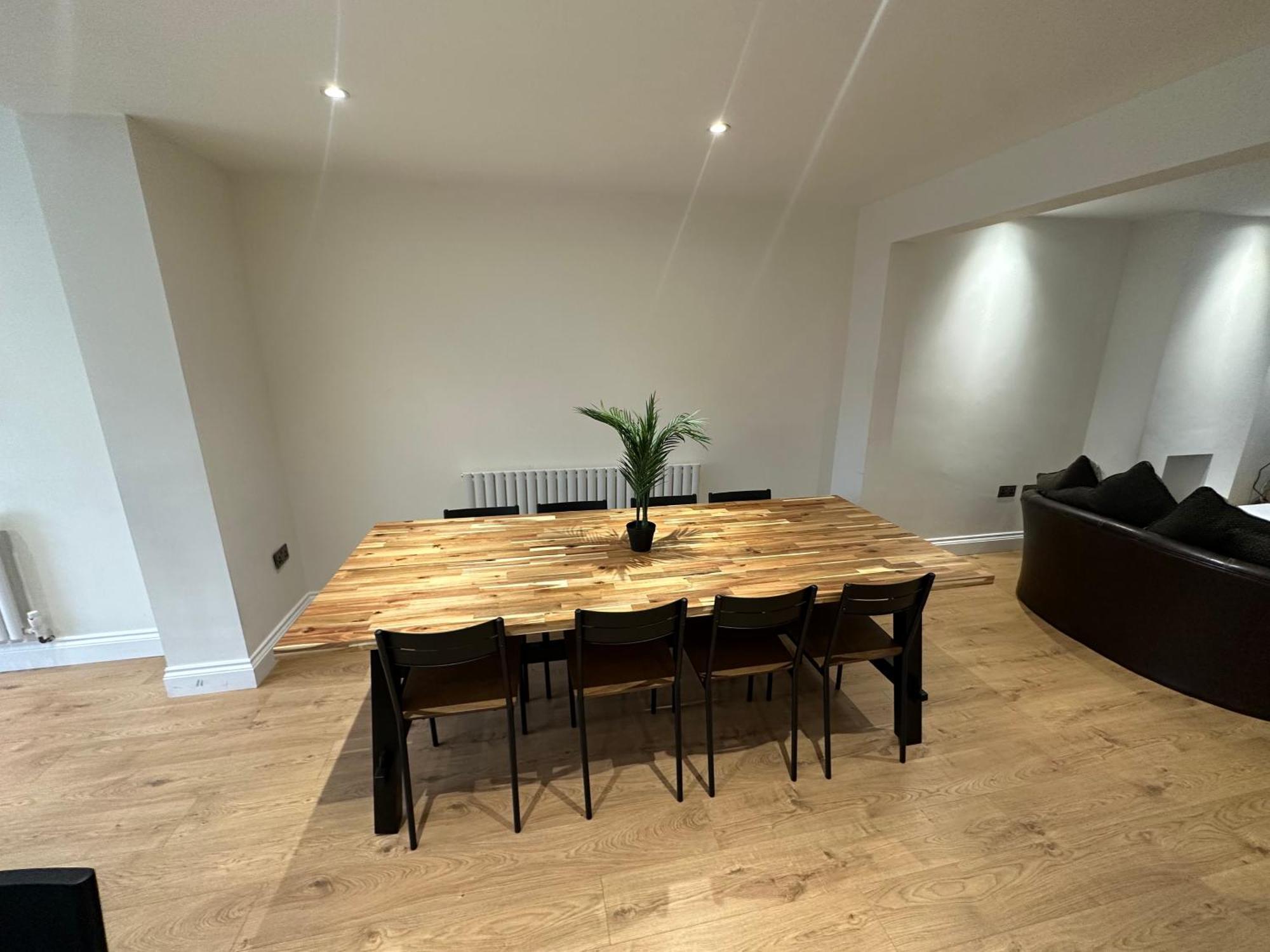 5 Bedroom House In Orpington Esterno foto